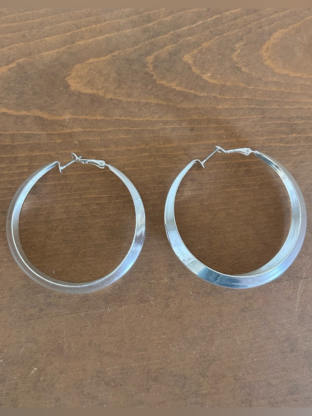 Hot Topic Silver Tone Hoop Earrings